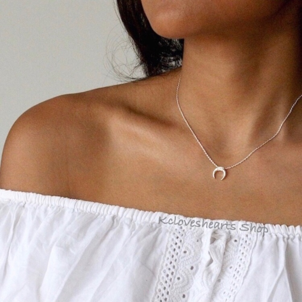 Sterling Silver Dainty Boho Crescent Horn Necklace